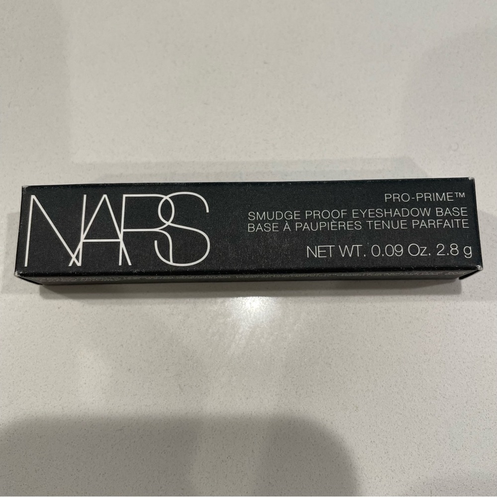 NARS Smudge Proof Eyeshadow Base